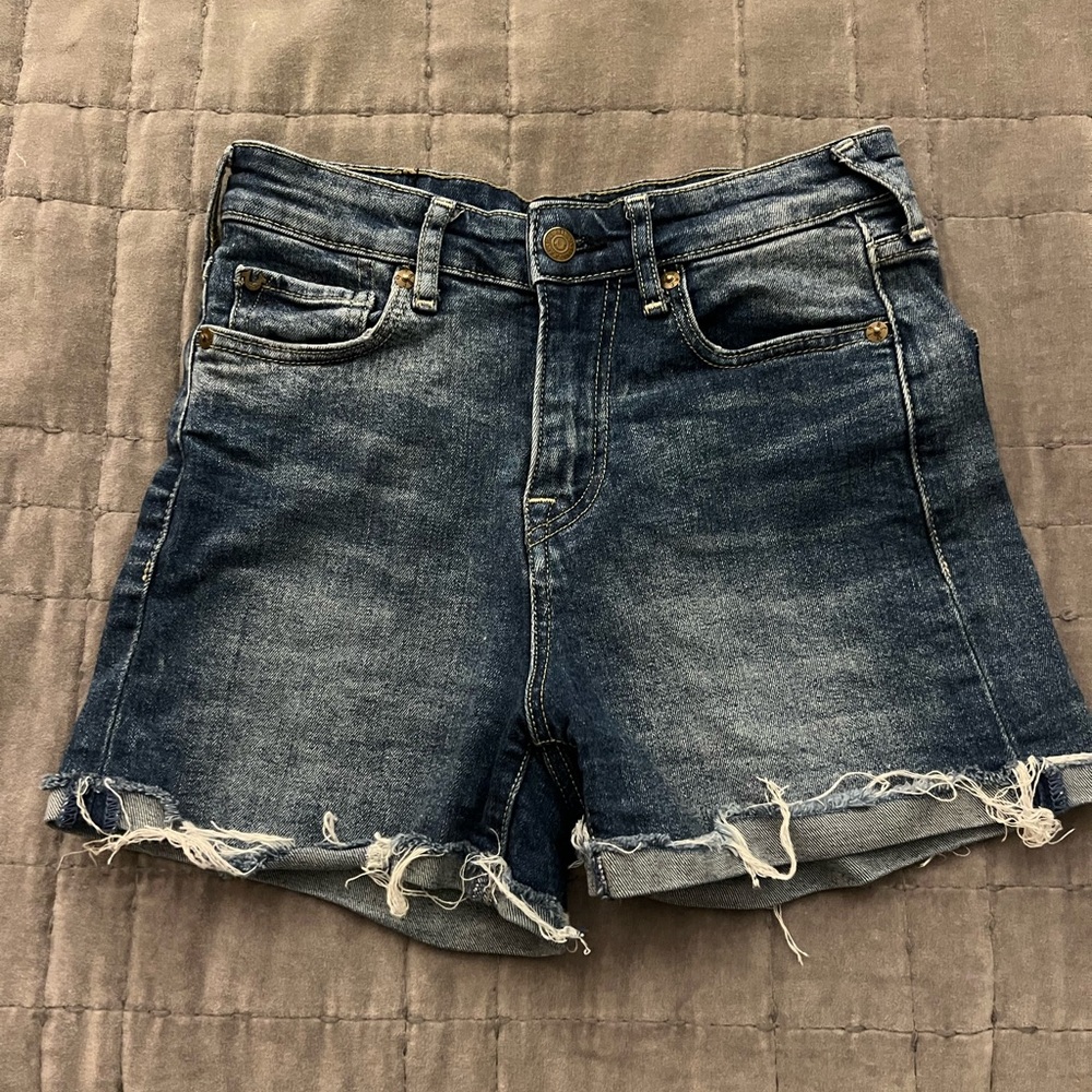 Womens size 26 high waisted True Religion Dark Blue Distressed Jean Shorts